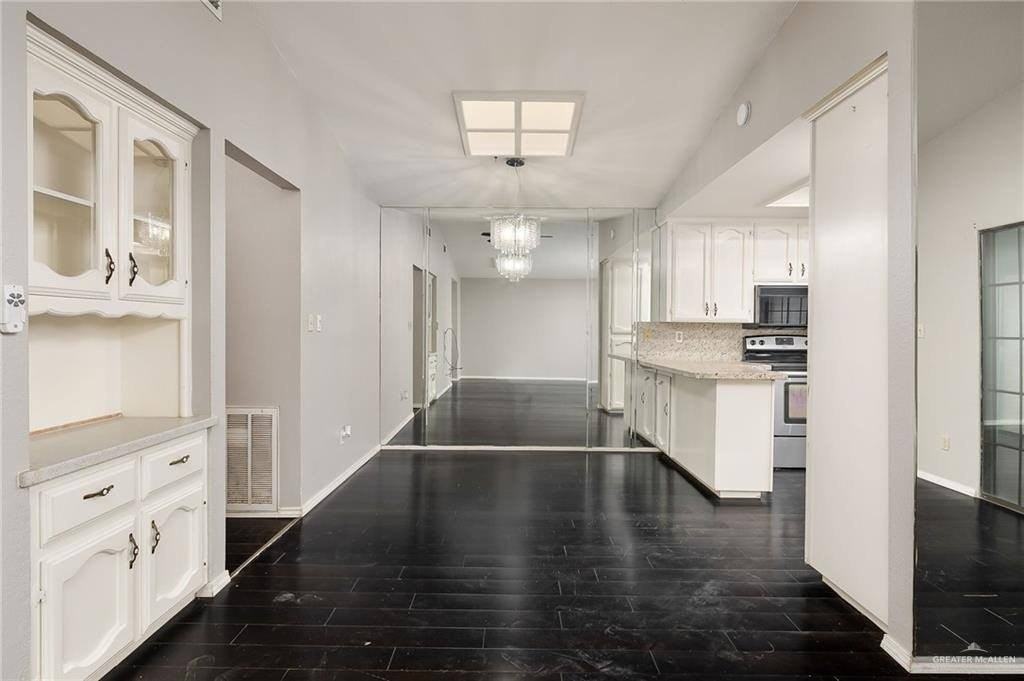 2811 Ashley Dr - Photo 7 of 17