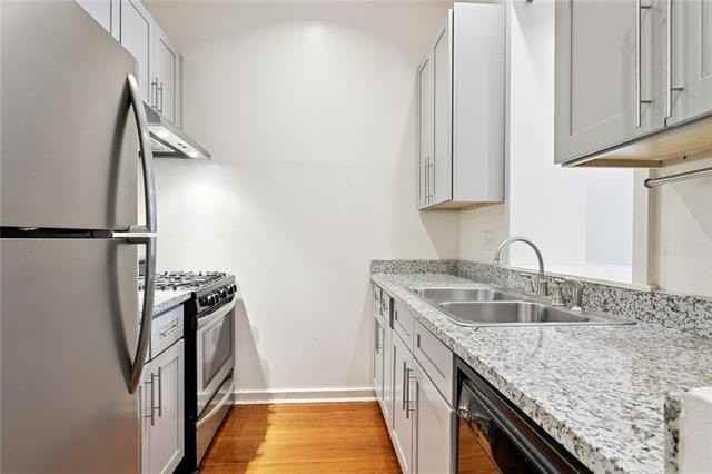 1533 Dublin St - Photo 4 of 10