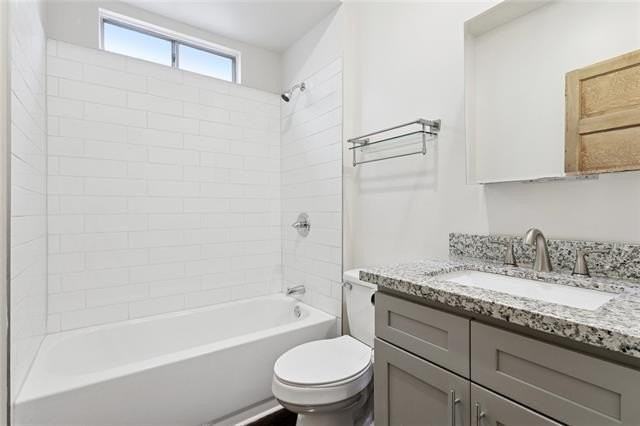 1533 Dublin St - Photo 7 of 10