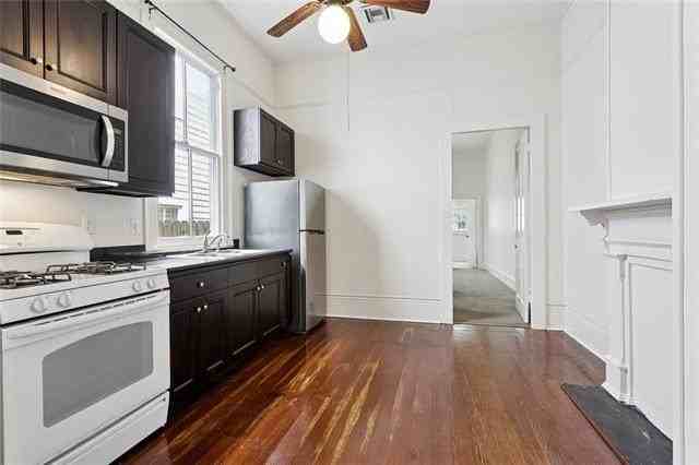 1535 Dublin St - Photo 4 of 9