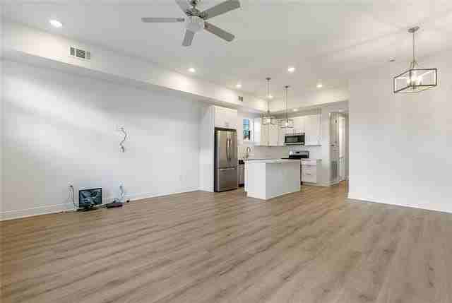 1937 1st St - Photo 2 of 19