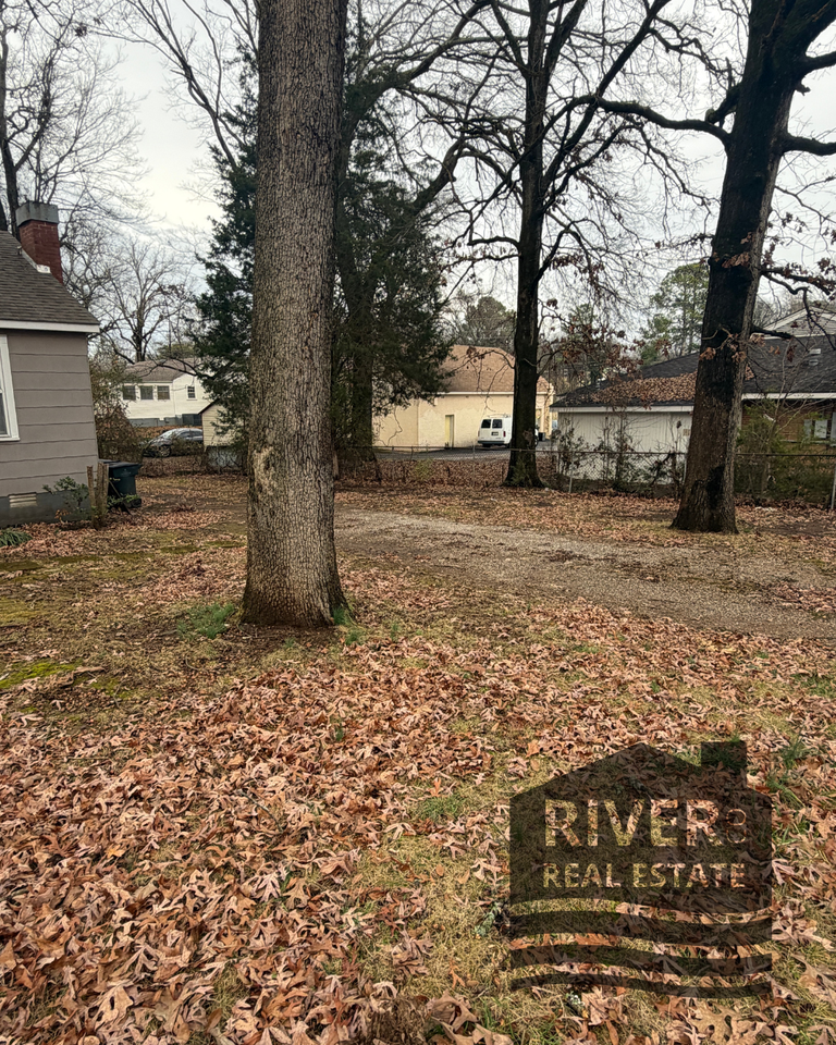 112 Garfield Ave #1 - Photo 4 of 11