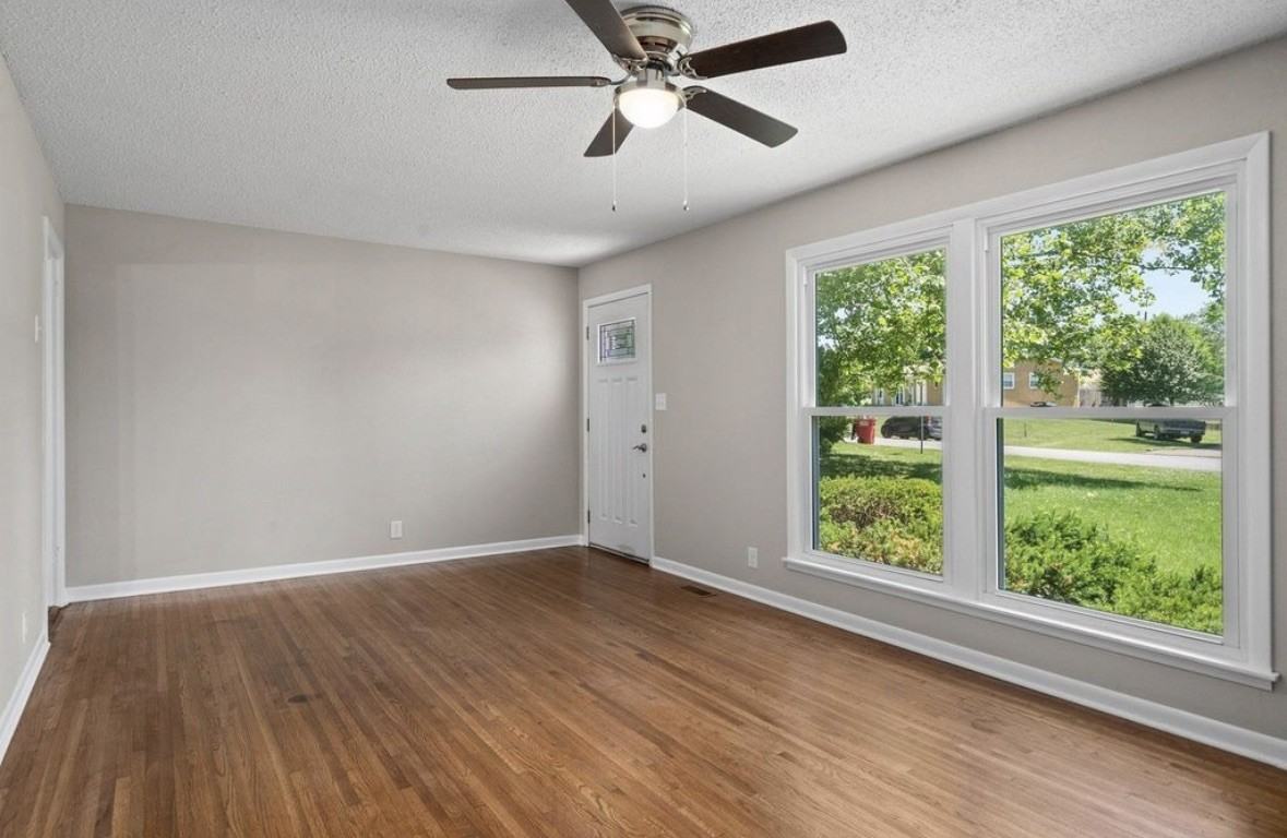 131 Brandywine Dr #1 - Photo 5 of 19