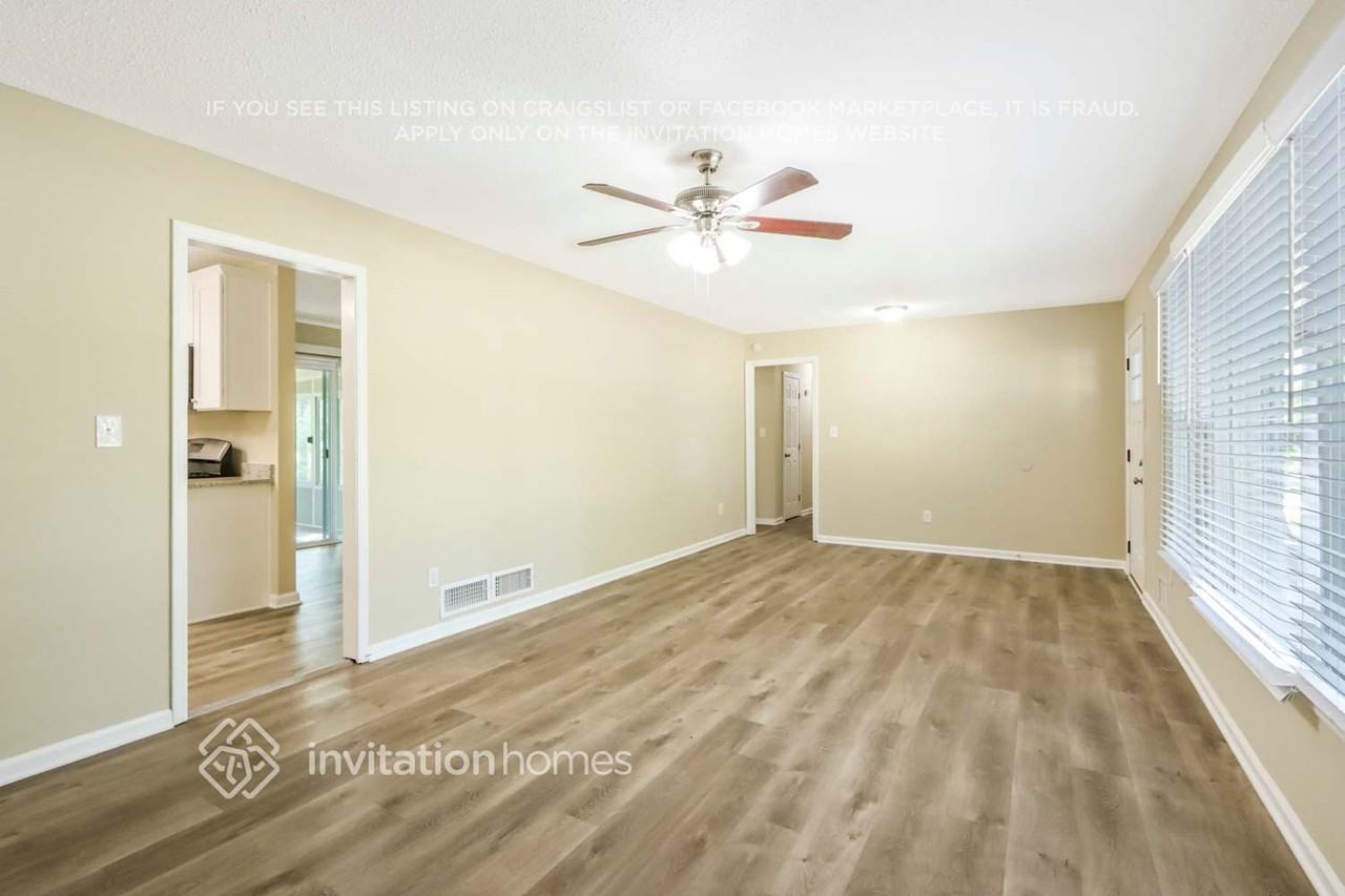 4240 Newcomb Rd - Photo 4 of 26