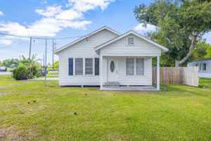 featured image of 416 S Bowers Ave #1