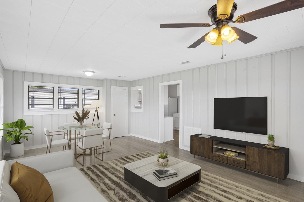 416 S Bowers Ave #1 - Photo 3 of 17