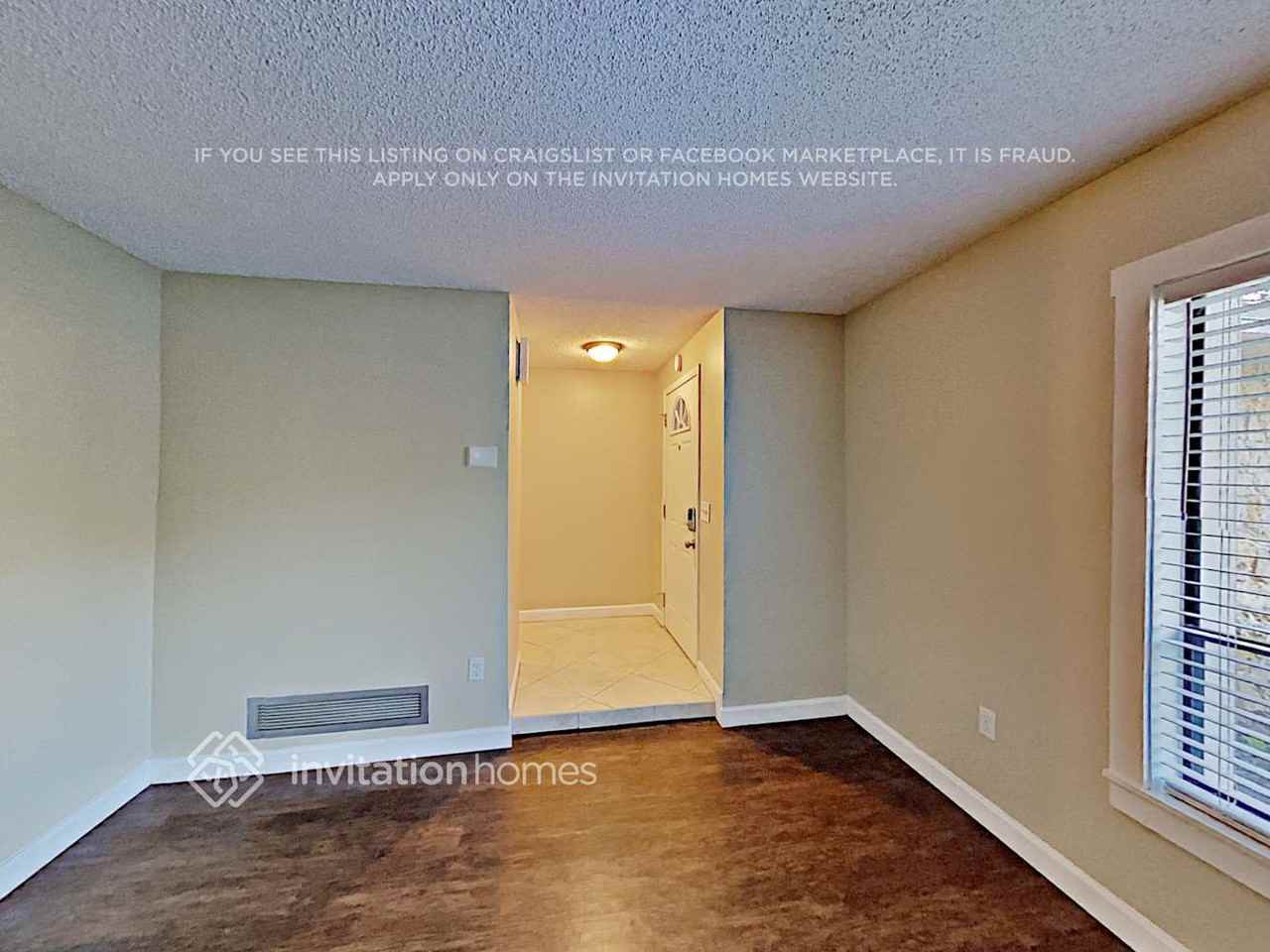 2711 Citron Dr - Photo 3 of 20