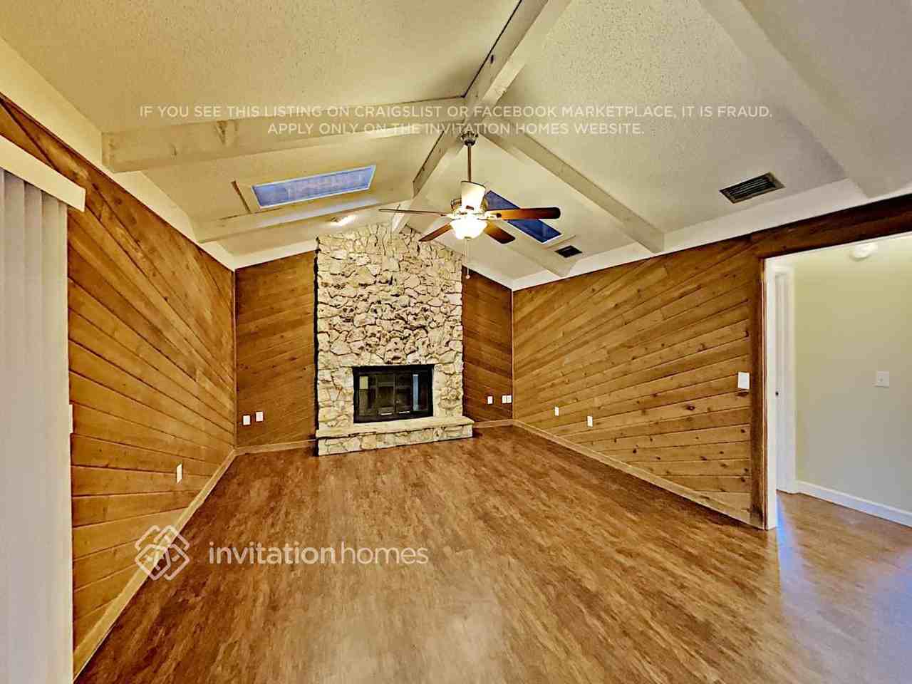 2711 Citron Dr - Photo 5 of 20