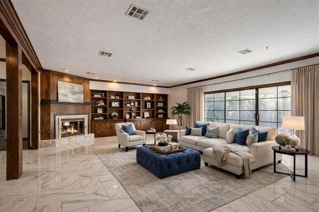 3328 Willow Brook Rd - Photo 3 of 13