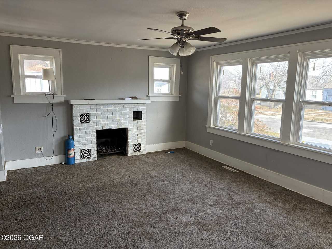 512 S Porter Ave - Photo 3 of 9