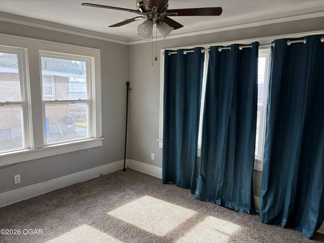 512 S Porter Ave - Photo 6 of 9