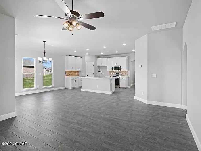 349 Swaden Ln - Photo 3 of 20