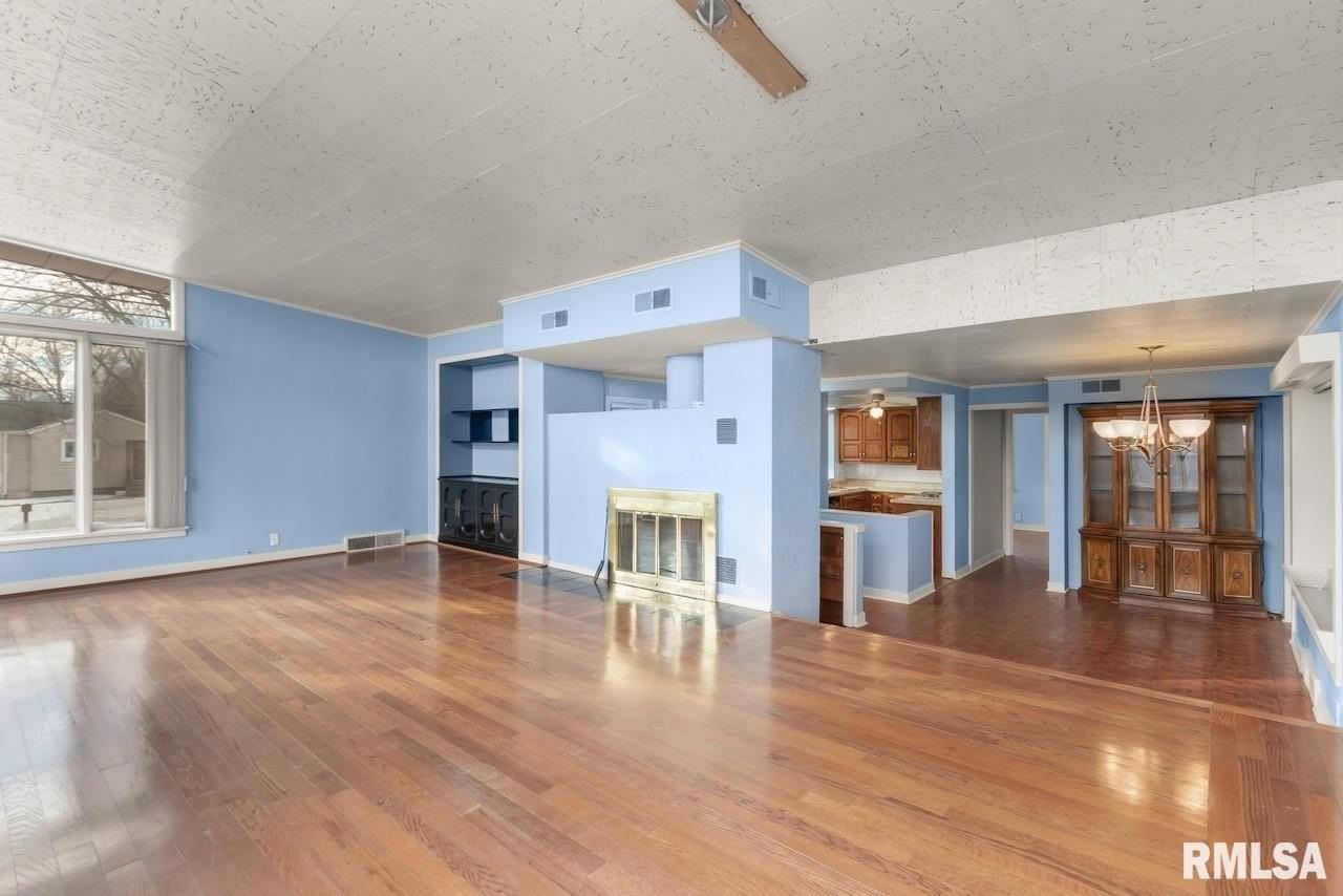 119 W Clara Ave - Photo 3 of 27