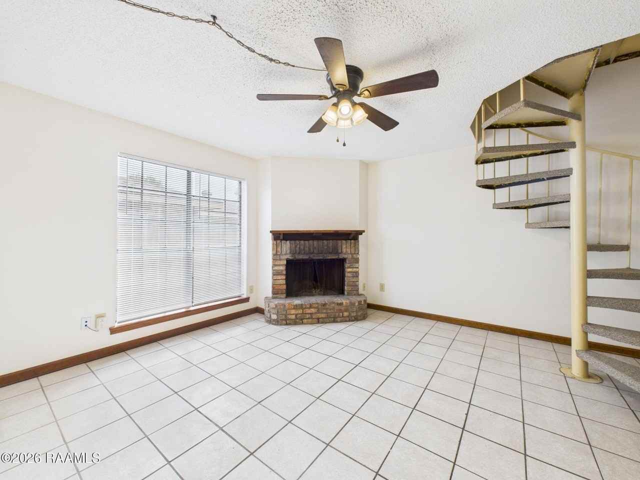 113 Shekel Dr #C - Photo 7 of 29