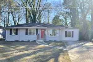 featured image of 2805 Mitchell Dr