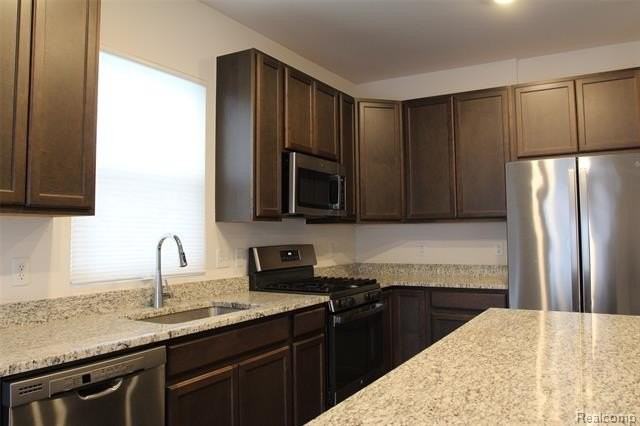 8270 Carston Ln - Photo 3 of 14