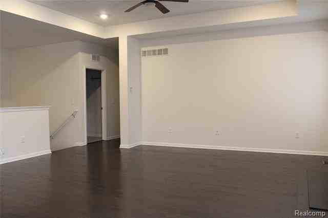 8270 Carston Ln - Photo 5 of 14