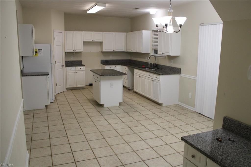 927 Hanson Dr - Photo 3 of 27