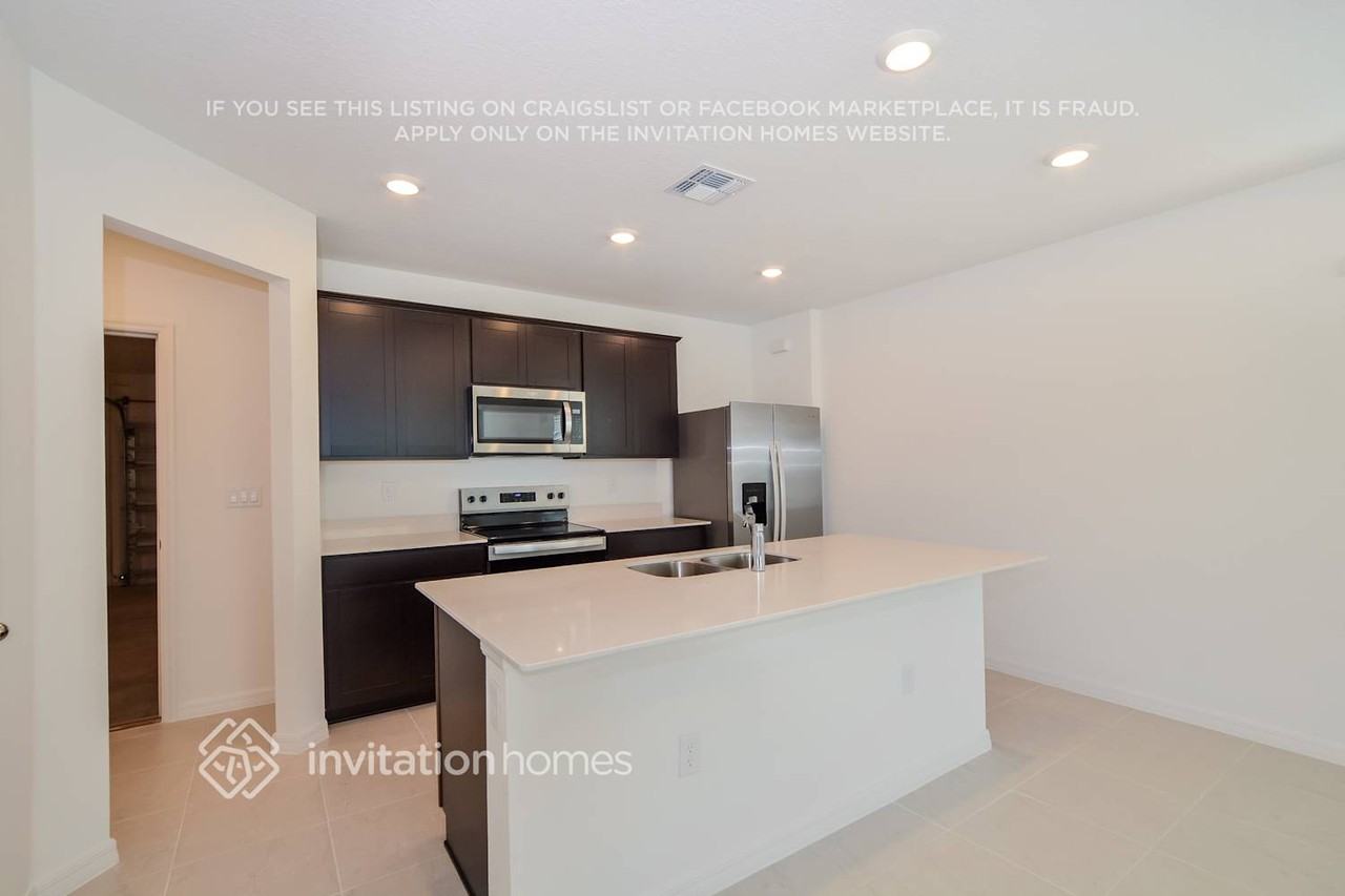 5809 Shaded Fern Aly - Photo 7 of 16