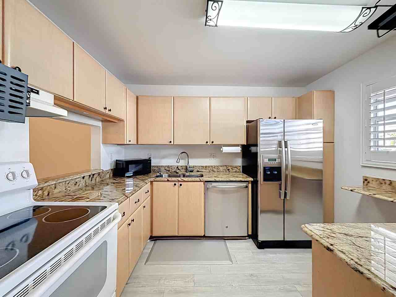 2500 Fiore Way #102C - Photo 4 of 50