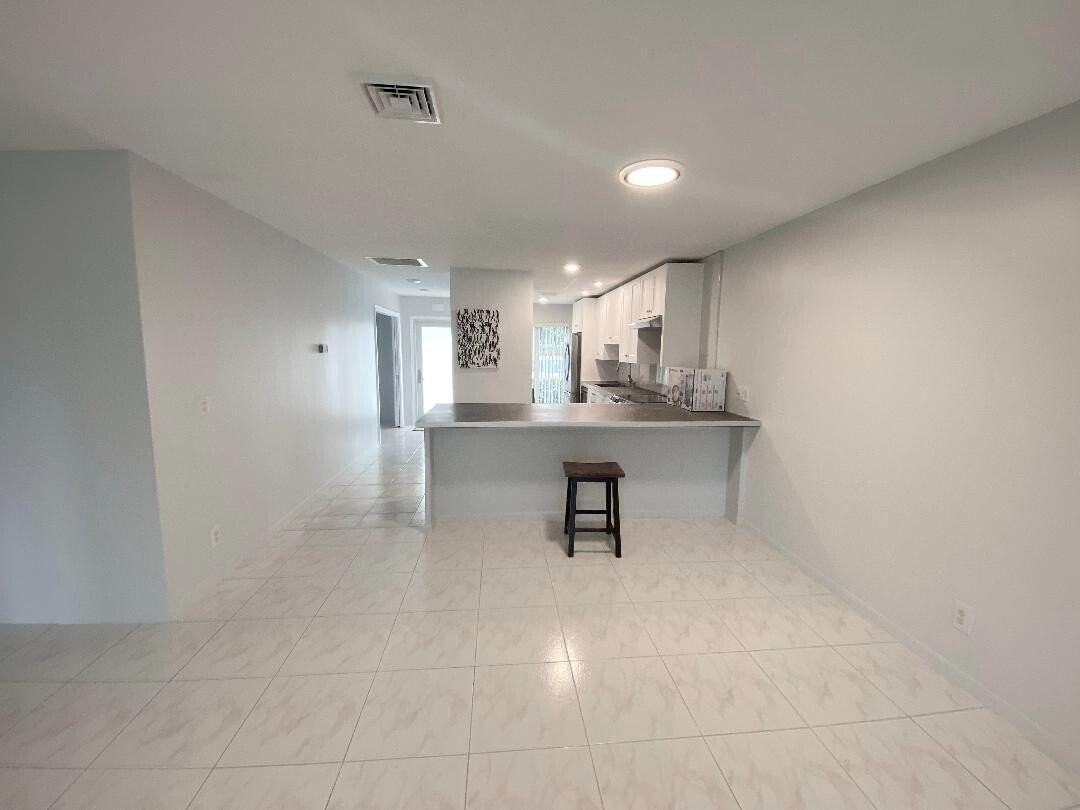 1110 Cactus Ter #D - Photo 6 of 33