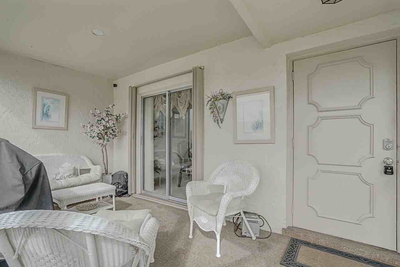 5449 Janice Ln - Photo 2 of 32