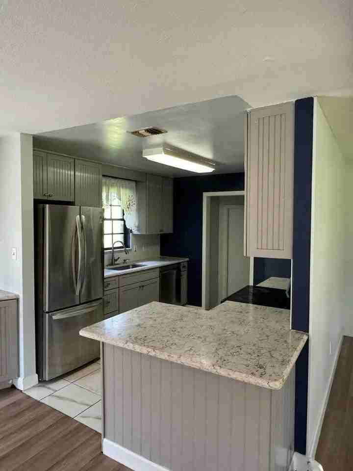 13529 42nd Rd N - Photo 2 of 11