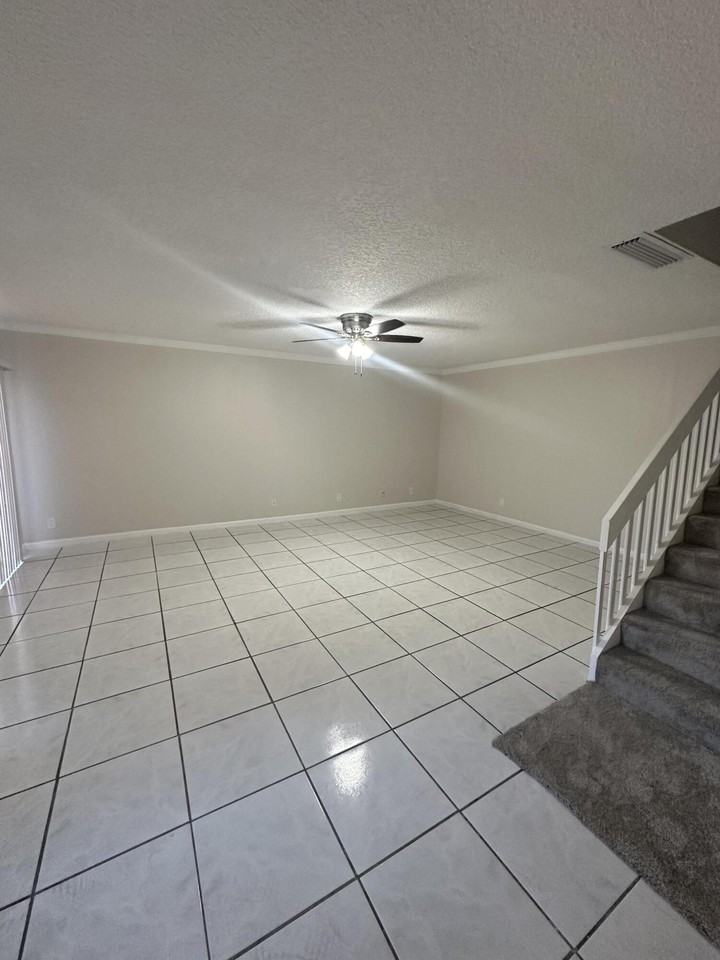 1795 N Congress Ave - Photo 4 of 15