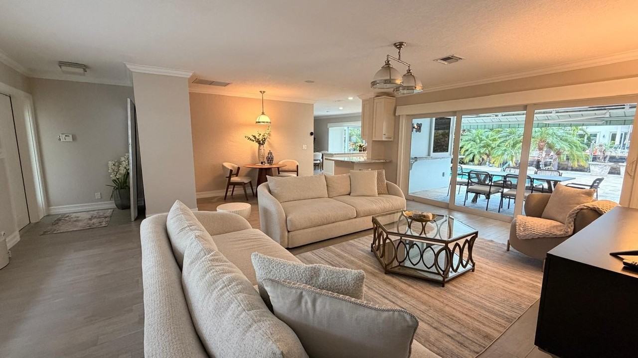 5567 Rico Dr - Photo 5 of 28