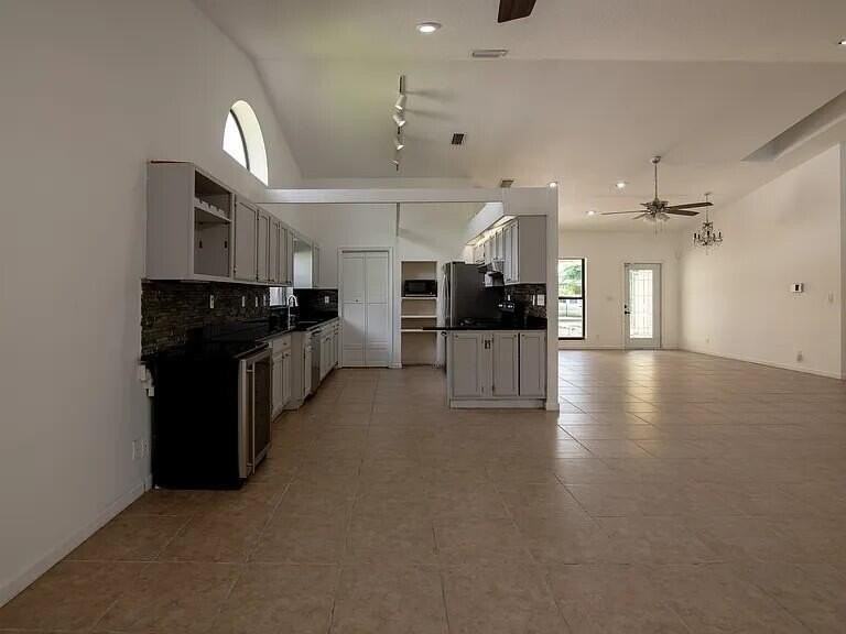 14616 Autumn Ave - Photo 6 of 12