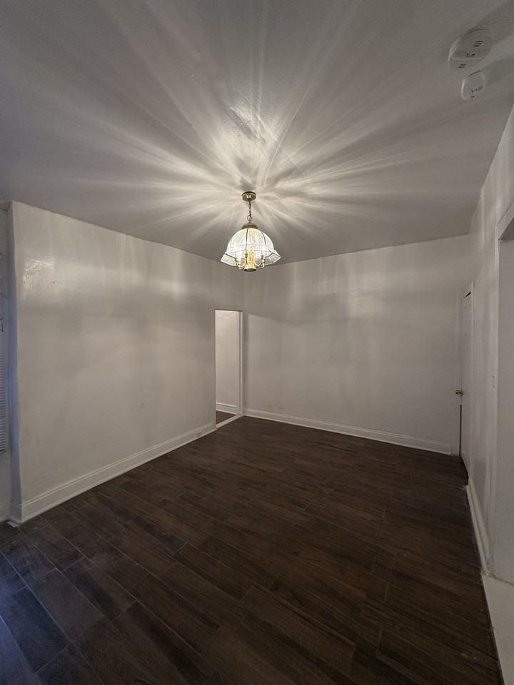 3219 N 29th St #1 - Photo 4 of 16