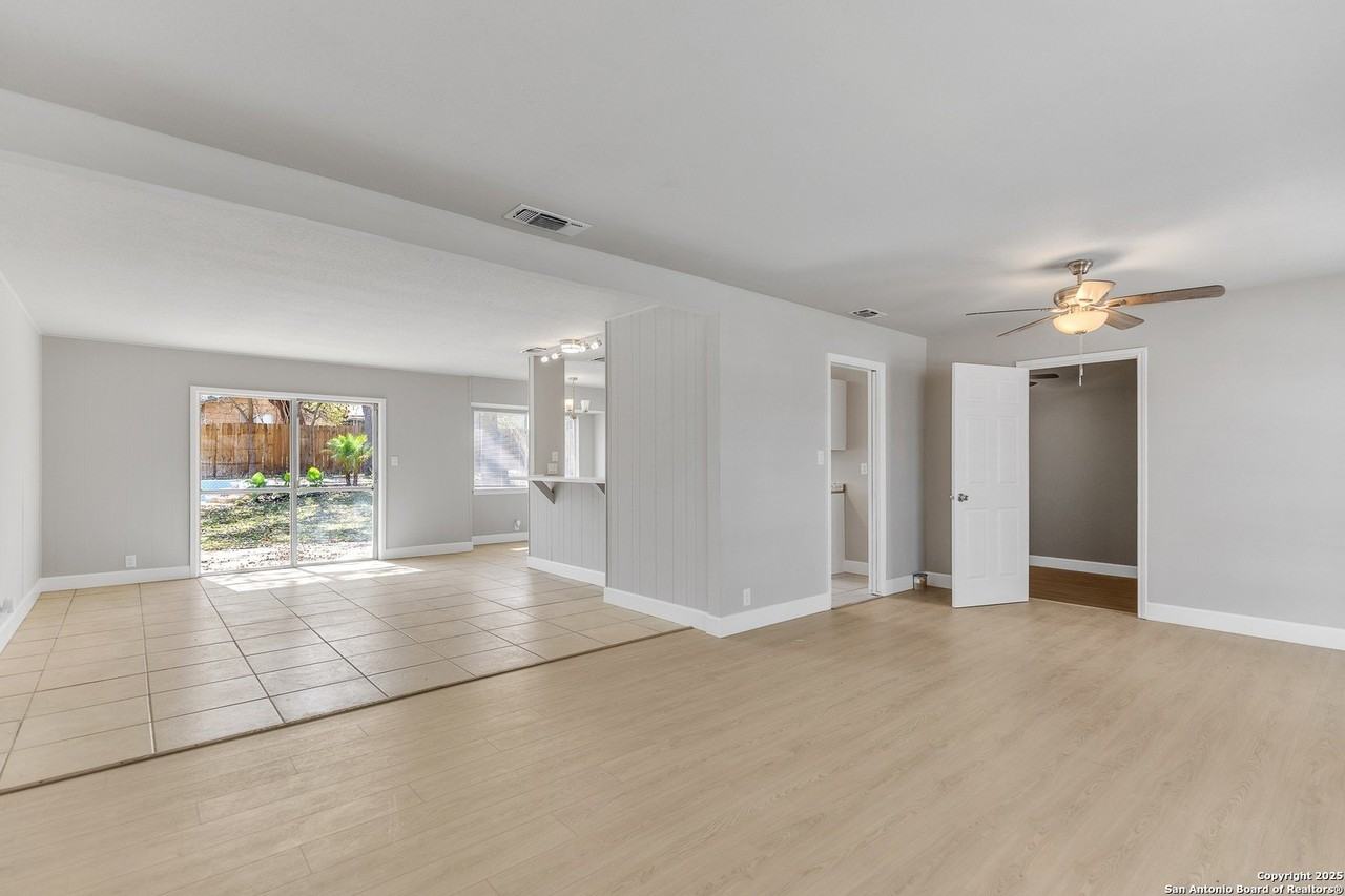 4214 Flint Hl - Photo 5 of 31