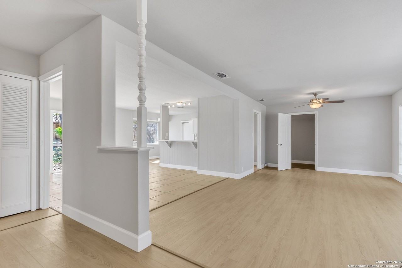 4214 Flint Hl - Photo 6 of 31