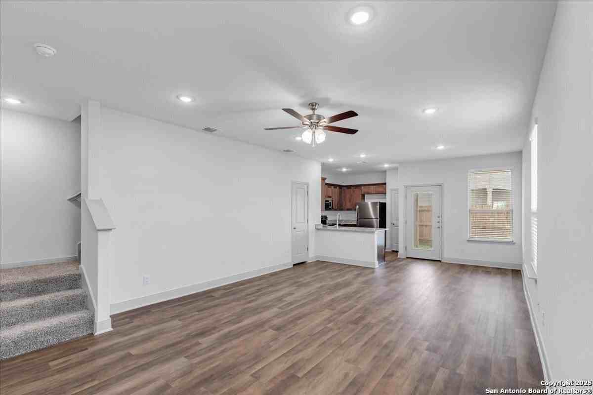 7509 Astro Fld Unit 102 #102 - Photo 5 of 18