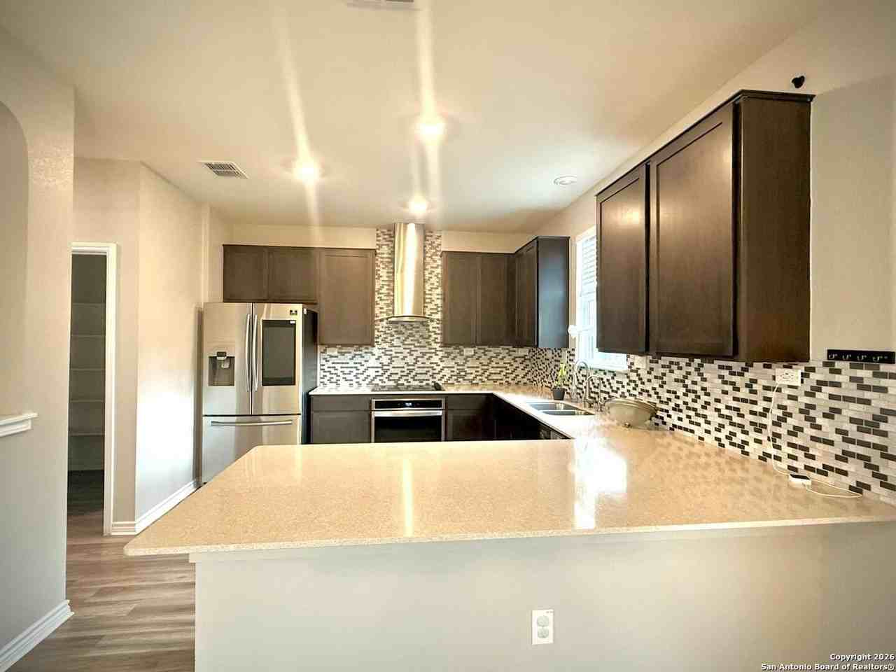 8202 Assumption Dr - Photo 7 of 40