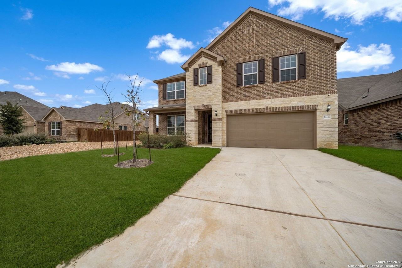 12226 Cat Ballou - Photo 2 of 41