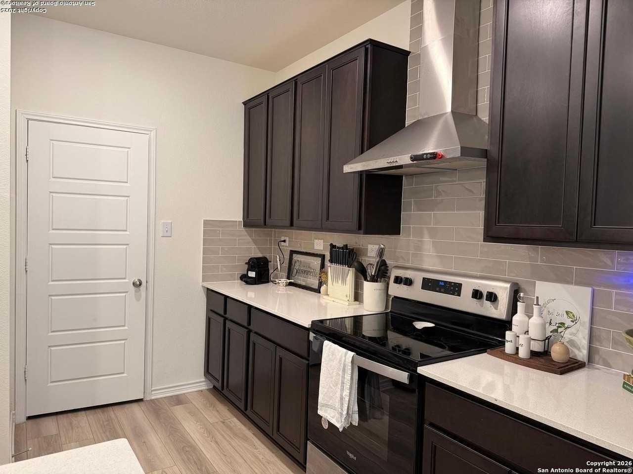 239 W Granite Shores Dr - Photo 4 of 33