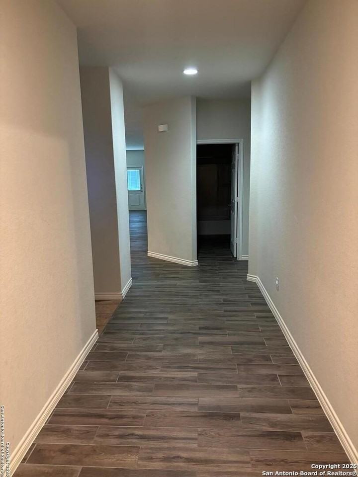 3711 Lazy Diamond - Photo 2 of 20