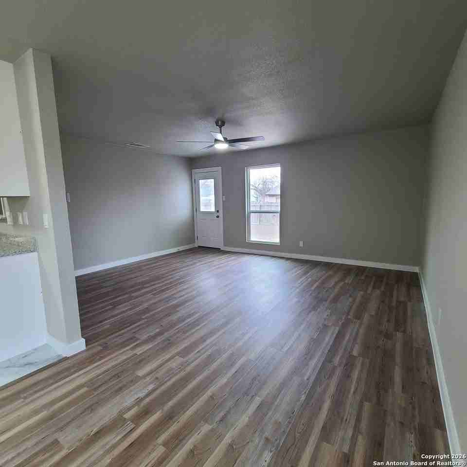 13707 Earlywood St - Photo 5 of 22