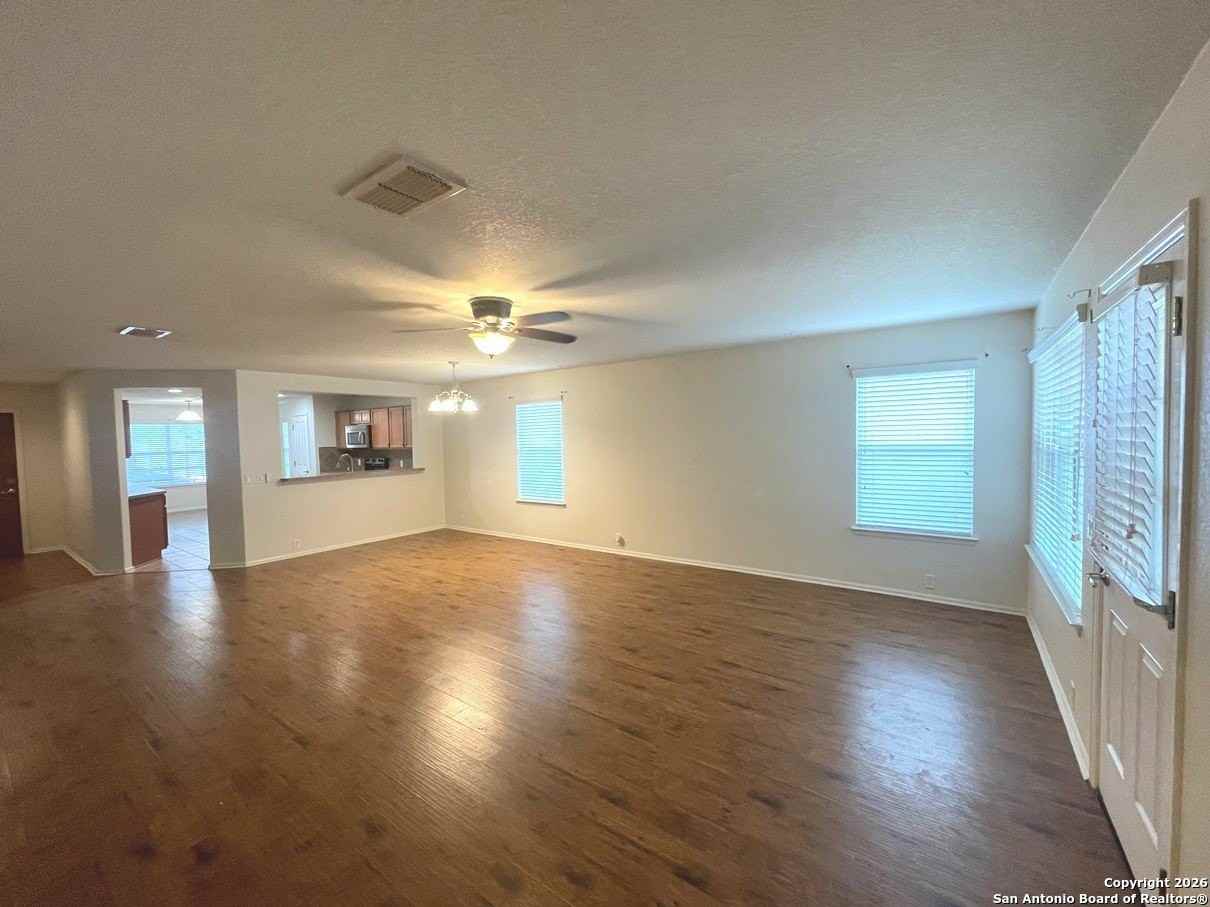 1317 Wagon Wheel - Photo 4 of 19