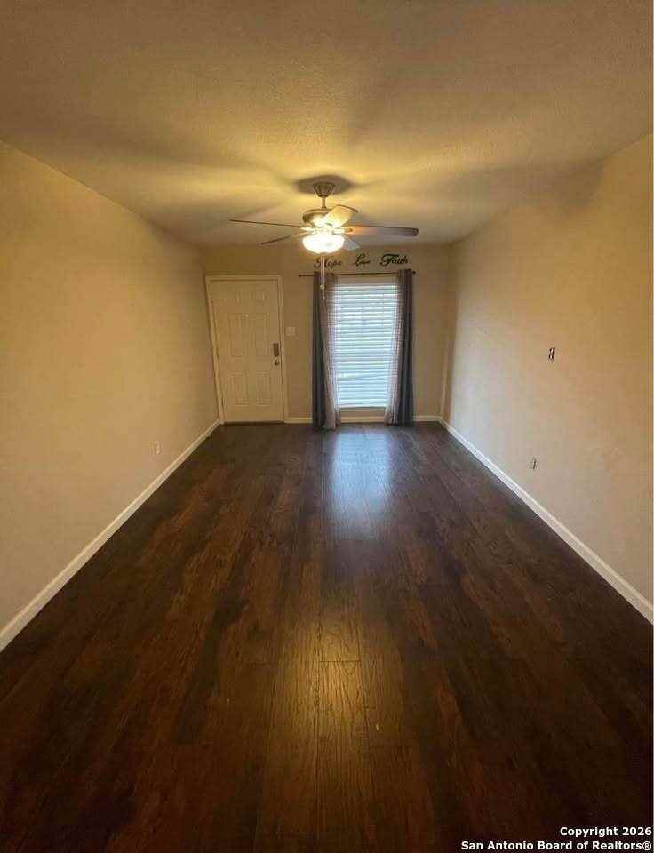 6035 Topcroft Dr - Photo 2 of 7