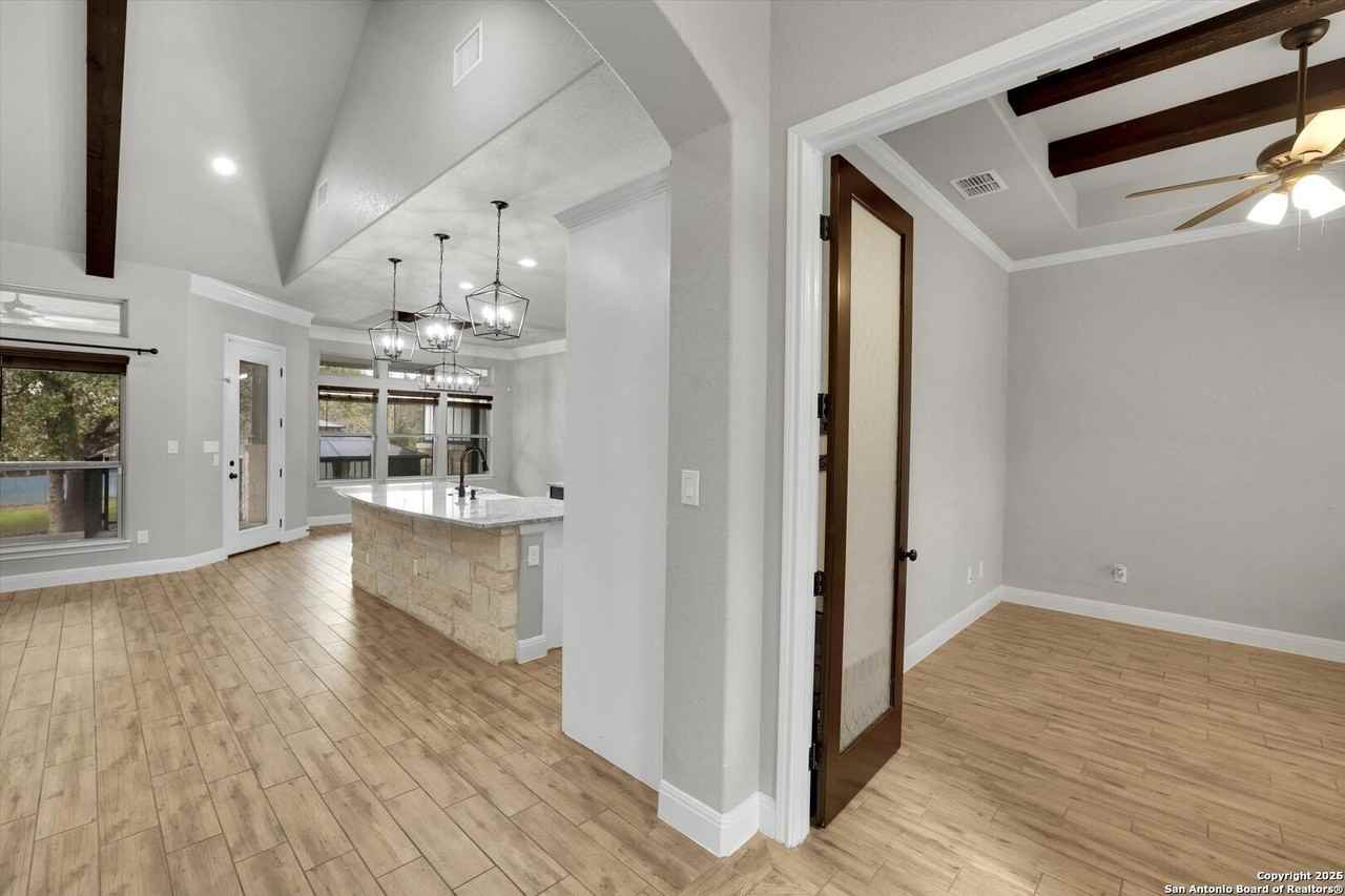 839 Shady Grove Ln - Photo 2 of 23