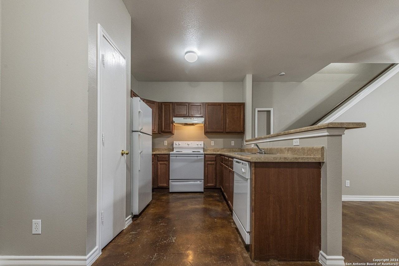 7807 Kingsbury Way Unit 3 #3 - Photo 5 of 20