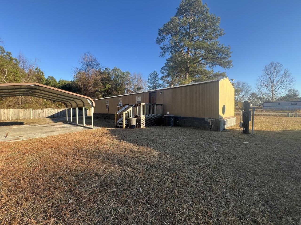 295 Sawgrass Ct - Photo 4 of 35