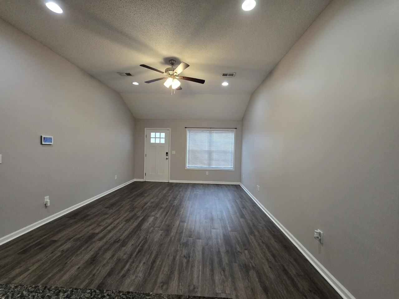 810 Slidingrock Ln - Photo 5 of 37