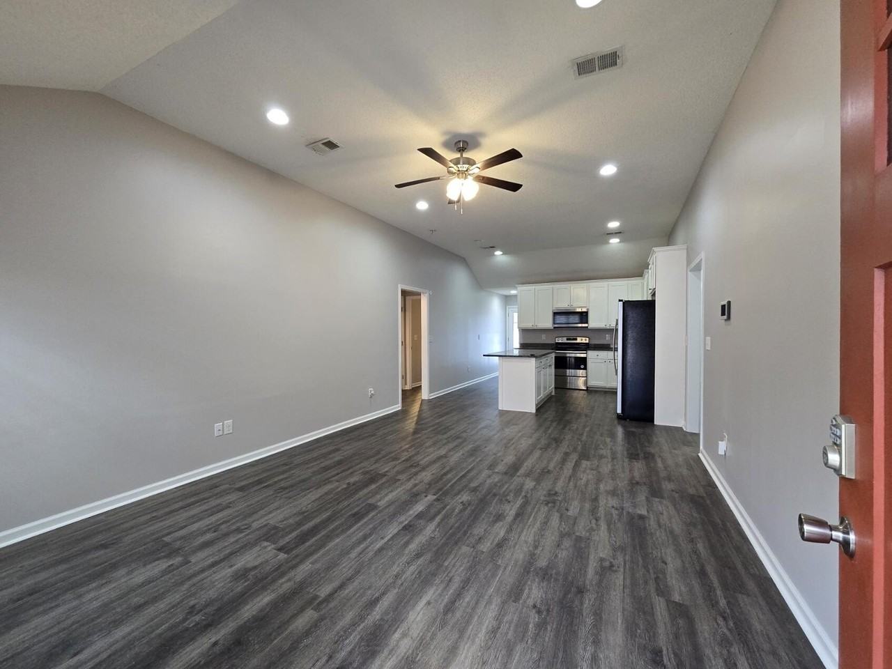 810 Slidingrock Ln - Photo 6 of 37