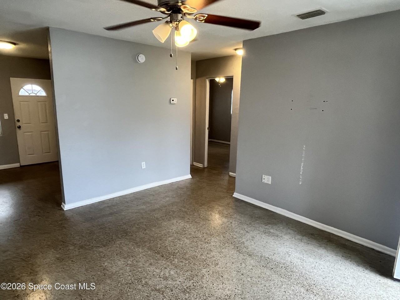 1420 Avocado Ave Apt 12 #12 - Photo 2 of 9