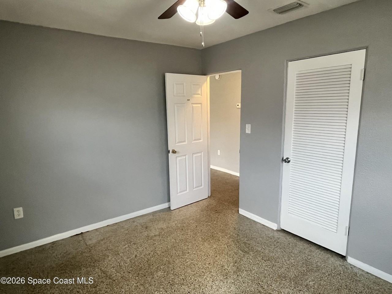 1420 Avocado Ave Apt 12 #12 - Photo 6 of 9