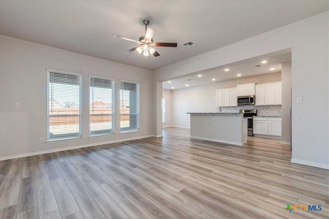 1520 Cobble Hill Ct Drive - Photo 6 of 32