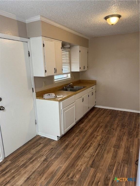 510 N Bauer St - Photo 7 of 13